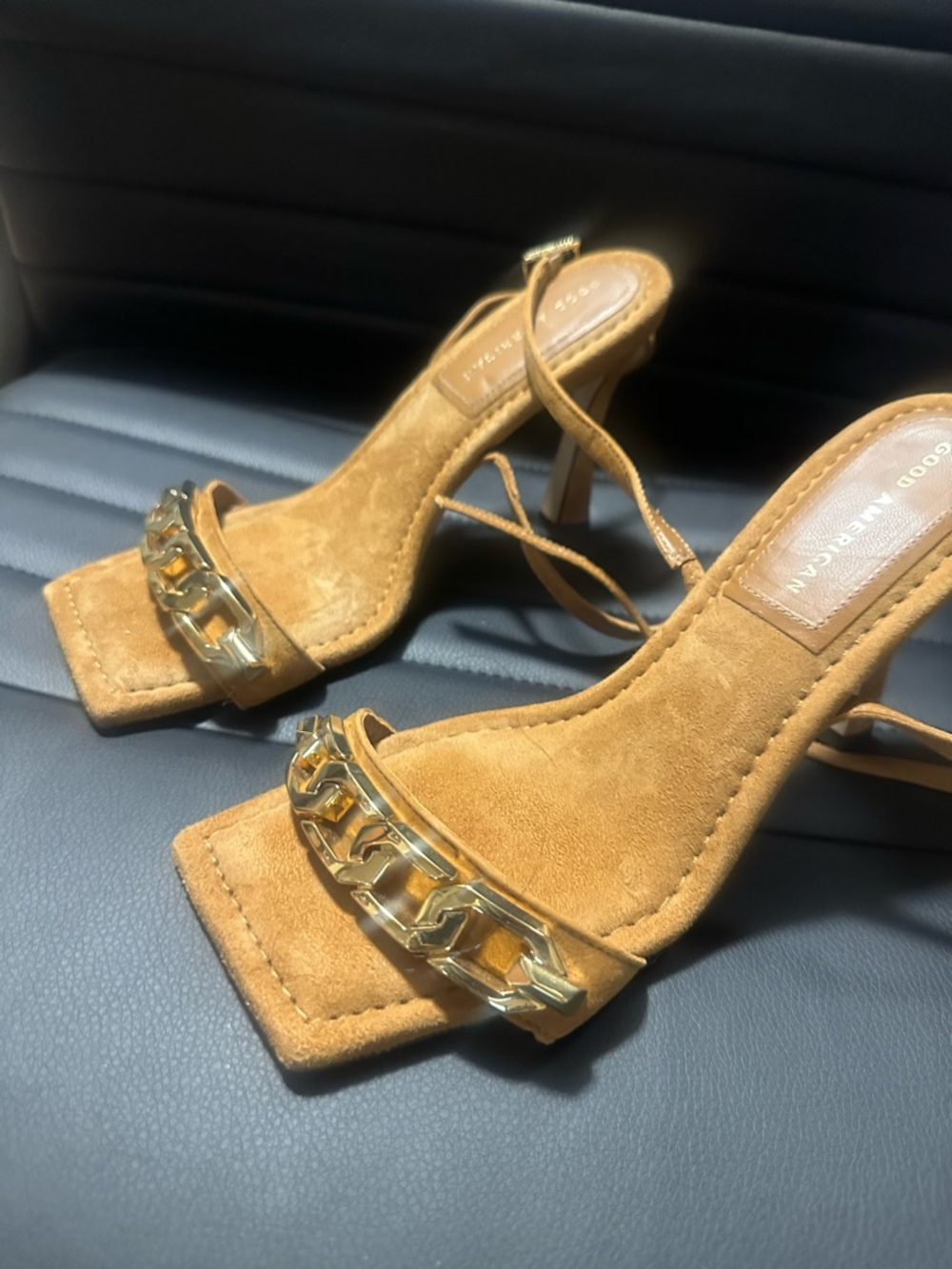 Good American Brown Suede Chain-Accent Square-Toe Sandals